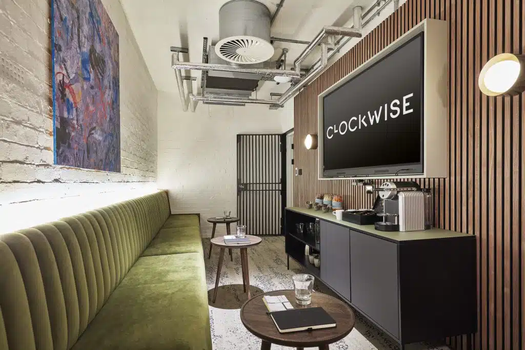 BROMLEY TOWN HALL kent shoot location Clockwise Bromley MeetingRoom M3 3