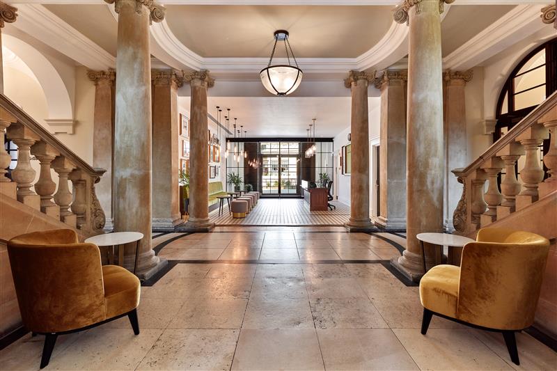 BROMLEY TOWN HALL kent shoot location Clockwise reception 2 1