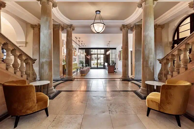 BROMLEY TOWN HALL kent shoot location Clockwise reception 2 1