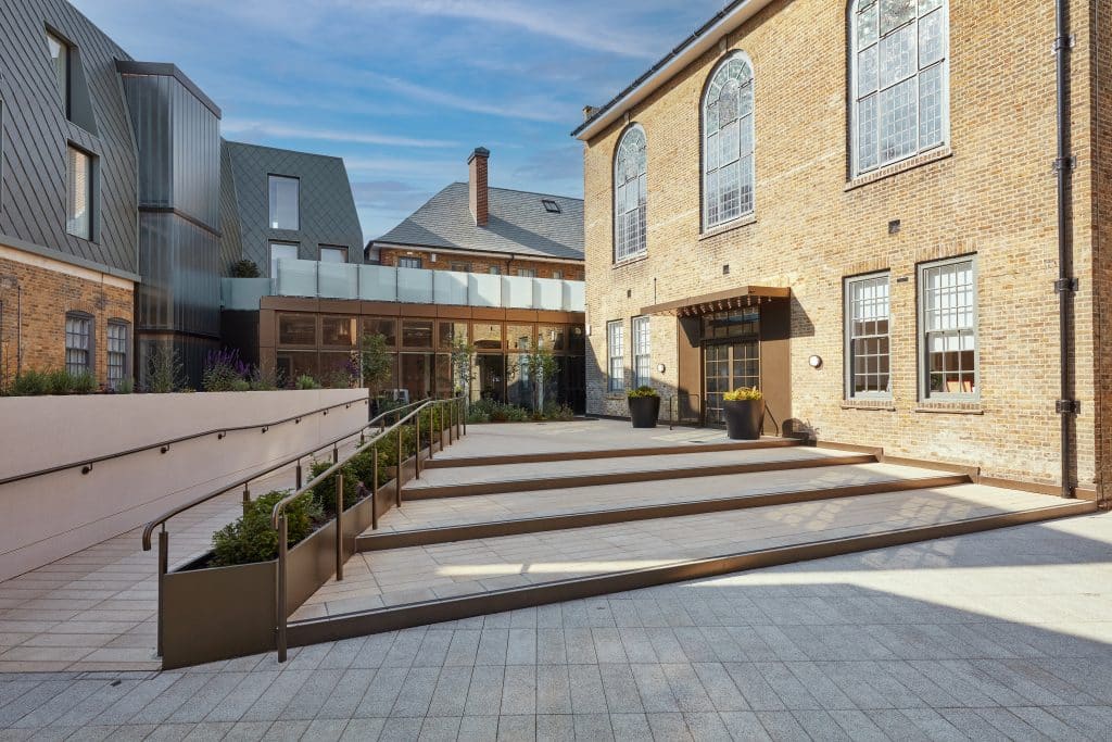 BROMLEY TOWN HALL kent shoot location Courtyard 1