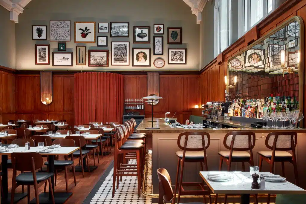 BROMLEY TOWN HALL kent shoot location Old Courthouse 2 1