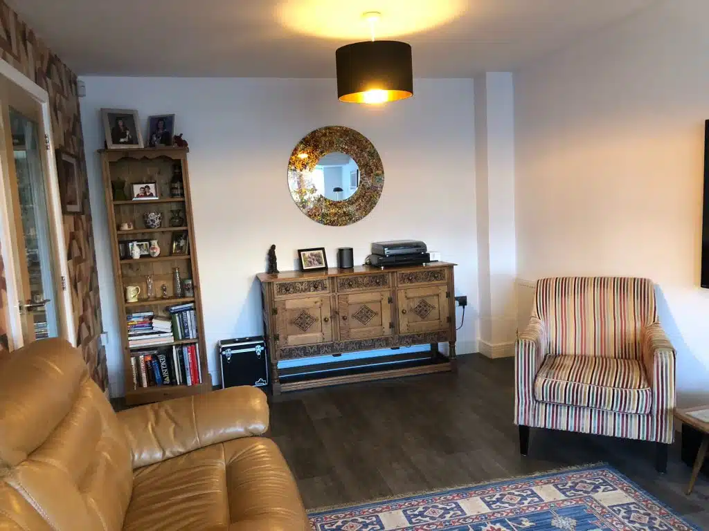 BURBRIDGE HOUSE shoot location wb studios location house image3