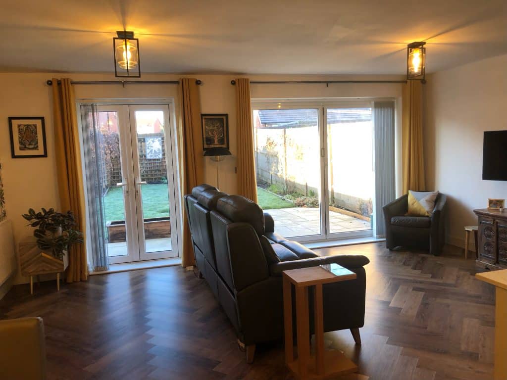 BURBRIDGE HOUSE shoot location wb studios location house image7