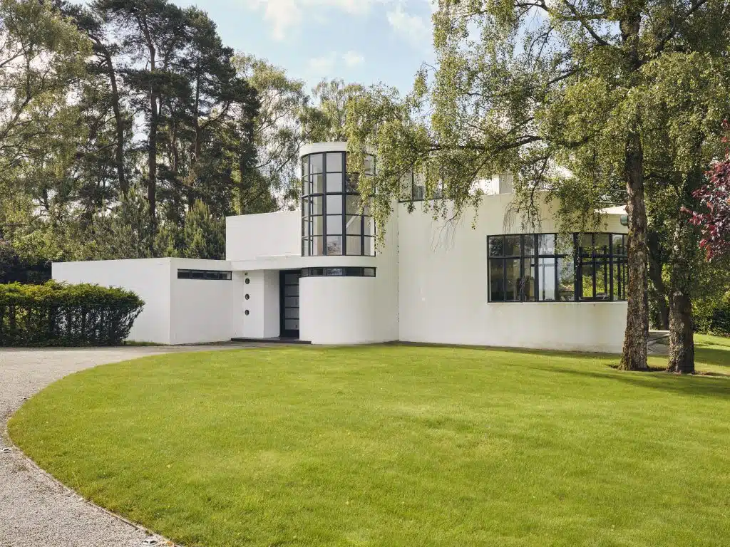 DECO COUNTRY modern neutral surrey location house JJ USHERWOOD HOUSE 1774