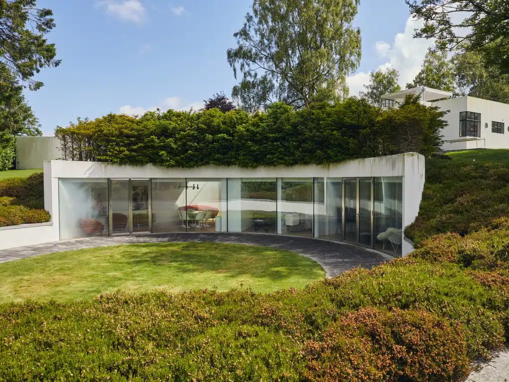 DECO COUNTRY modern neutral surrey location house JJ USHERWOOD HOUSE 1841