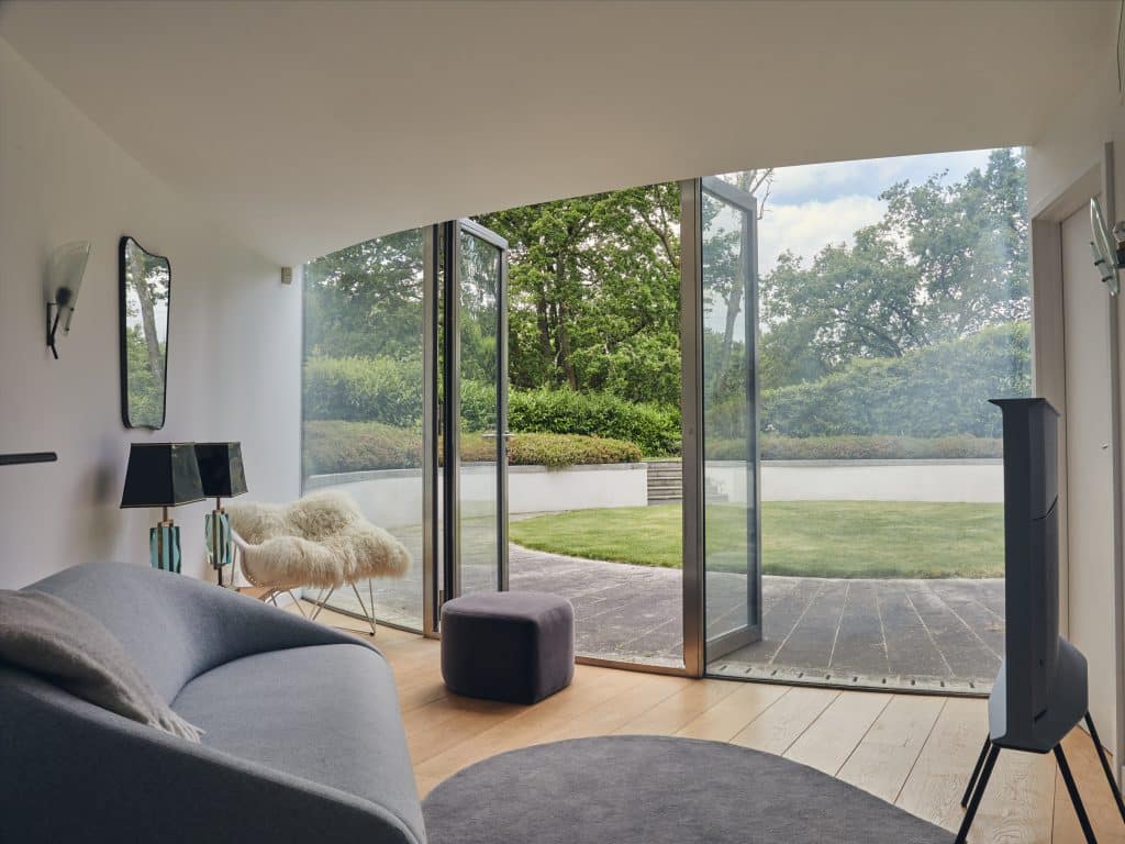 DECO COUNTRY modern neutral surrey location house JJ USHERWOOD HOUSE 1951