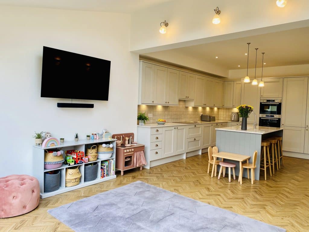 EALING VICTORIAN west london shoot location house Ealing Victorian 39