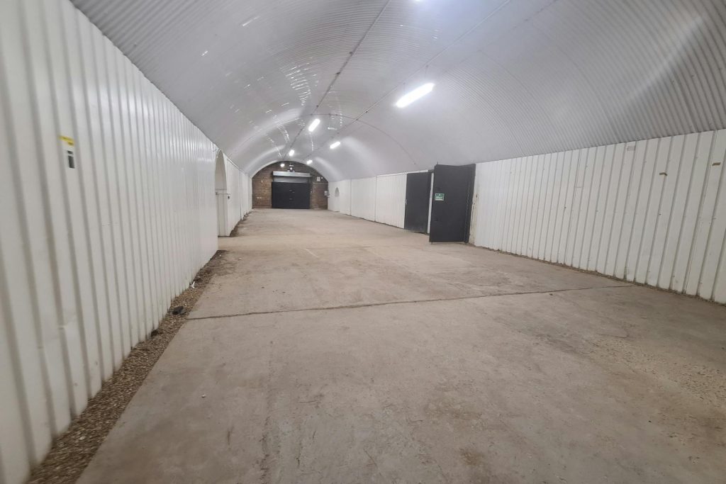 GREENHOUSE WALK base studios south east london shoot location unit base 62df1564cfb1b541cb710f5377f4b2a4 20230209 140408