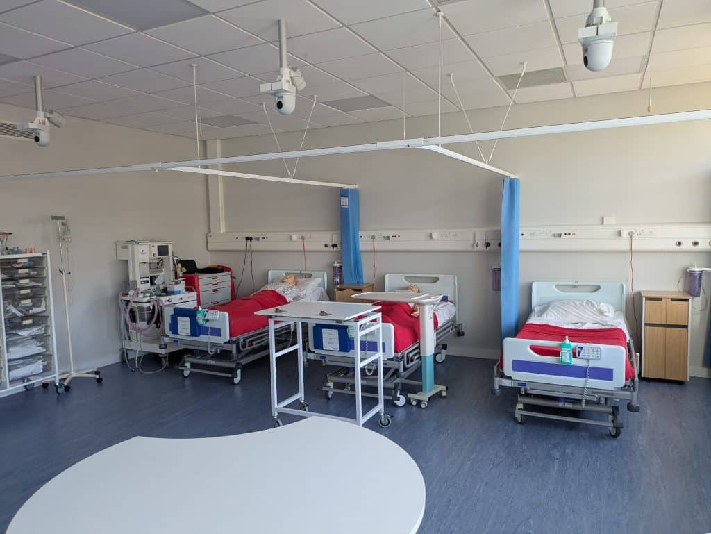 HIGH WYCOMBE CAMPUS school college university campus shoot location PXL 20250916 085900789
