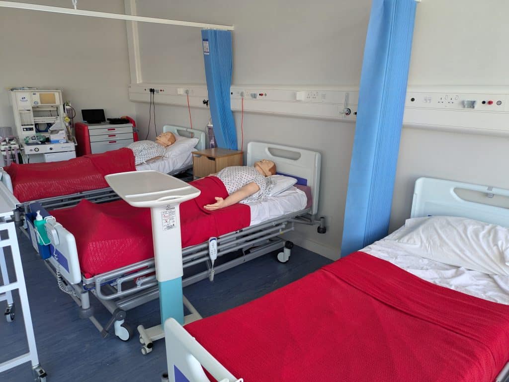 HIGH WYCOMBE CAMPUS school college university campus shoot location PXL 20250916 085907570