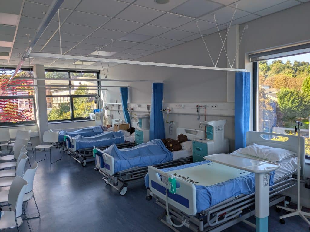 HIGH WYCOMBE CAMPUS school college university campus shoot location PXL 20250916 090139633.MP
