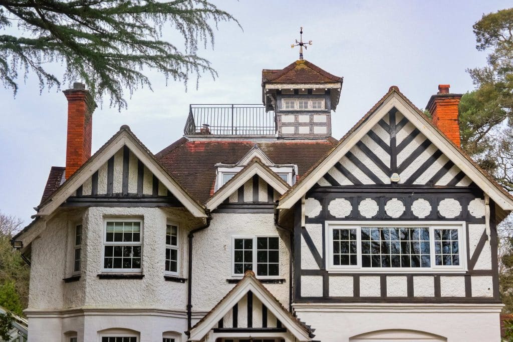 ORCHARD DENE victorian surrey large location house Z50 0910