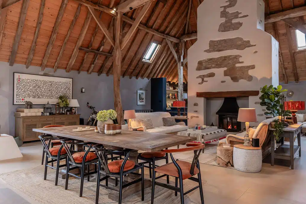 PHOENIX petersfield grade ii listed barn shoot location Phoenix 24