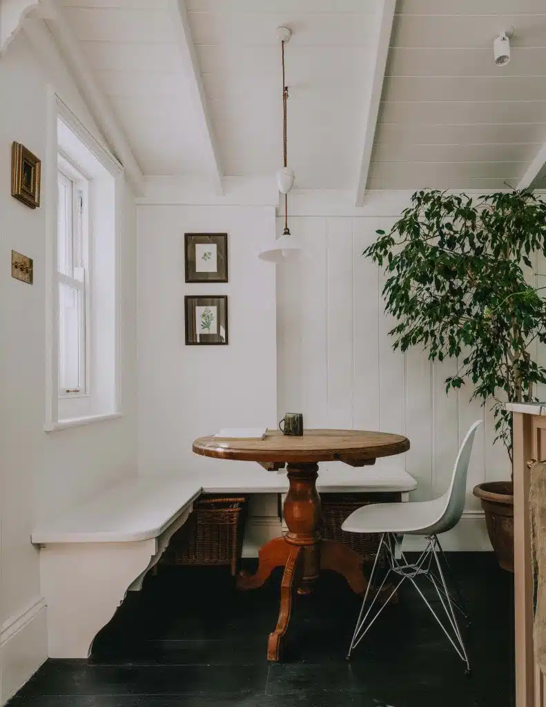 THE FLINT HOUSE west sussex victorian townhouse shoot location house 298A0928 Enhanced NR Edit