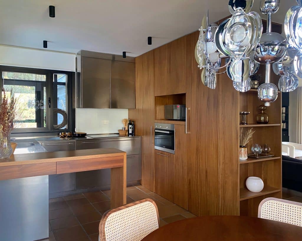 CASABREZO madrid spain modern location house 28