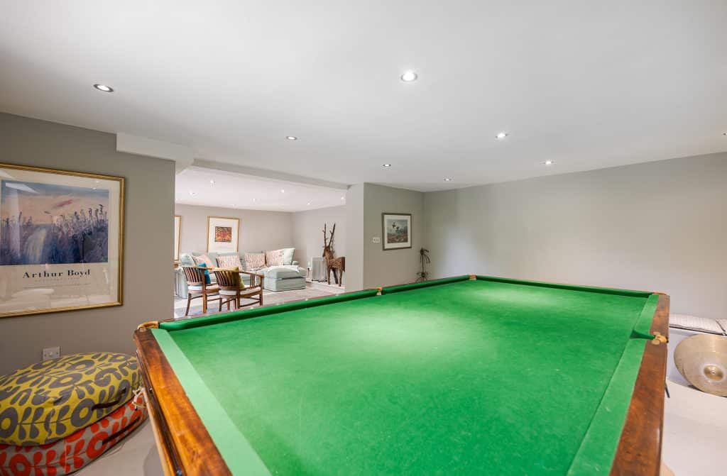 CRYSTAL PALACE HOUSE south east london luxury location house Location Creation: Crystal Palace: pool table