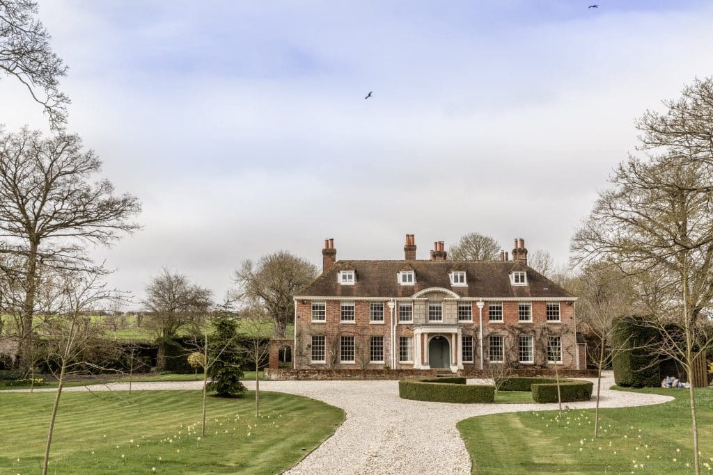 GEORGIAN MANOR berkshire large country location house Charlie McKay 1669