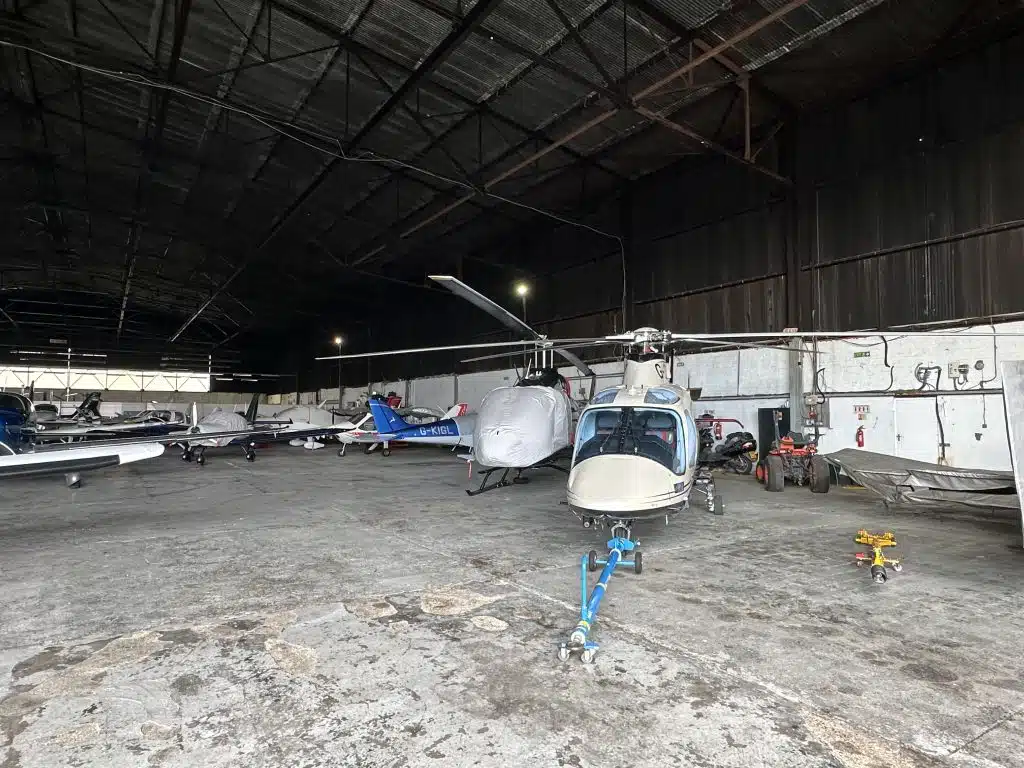 HERTORDSHIRE COUNTRY ESTATE airfield : glamping site : hangars shoot location IMG 7007