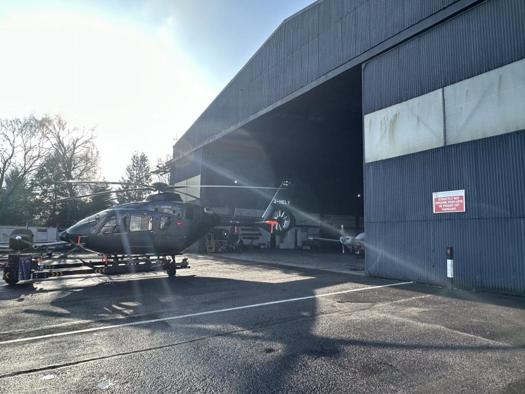 HERTORDSHIRE COUNTRY ESTATE airfield : glamping site : hangars shoot location IMG 7010