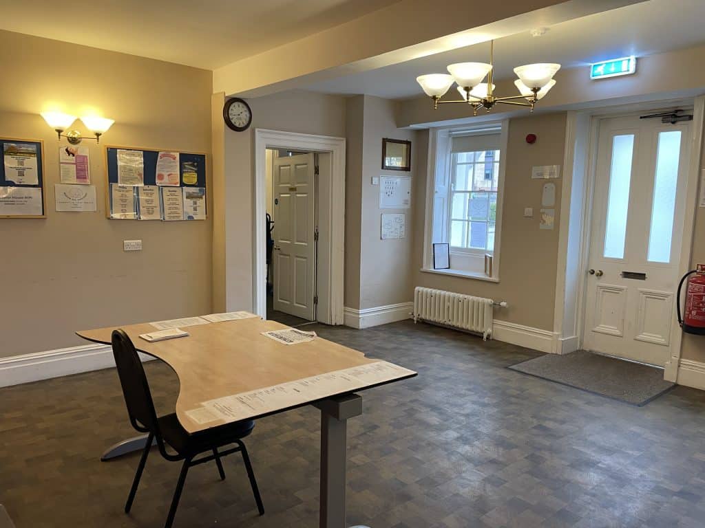 IMG 0580 reception house