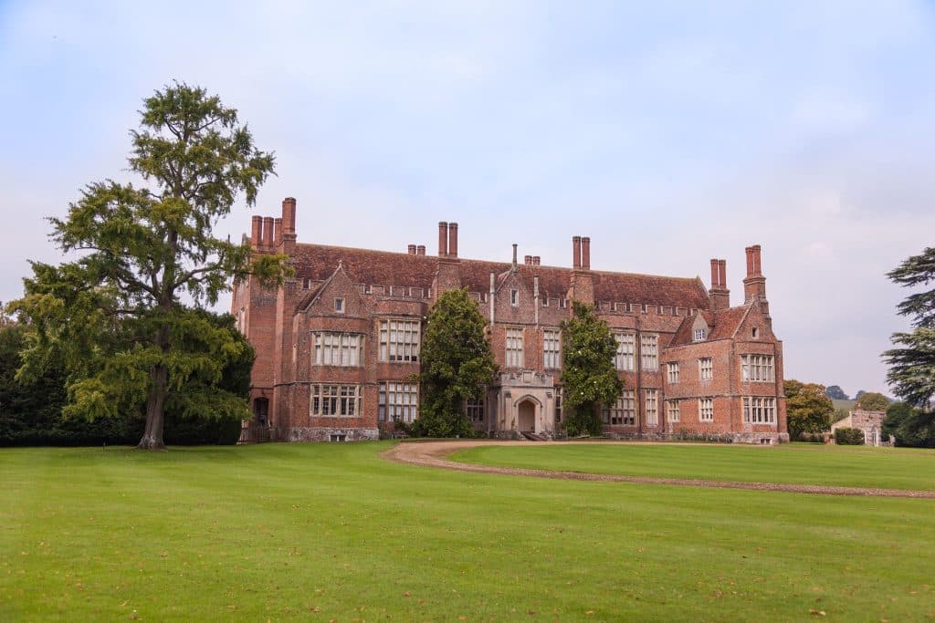 MAPLEDURHAM ESTATE reading stately manor house shoot location Mapledurham House