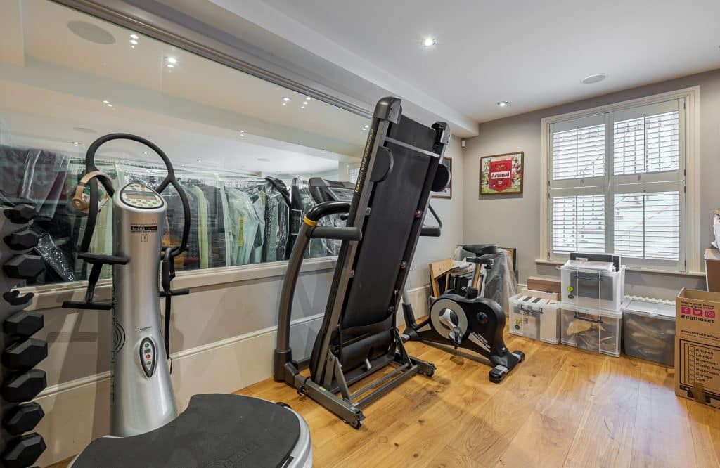 Macaulay Road Clapham Old Town Victorian location house Location Creation: Macaulay Road: gym