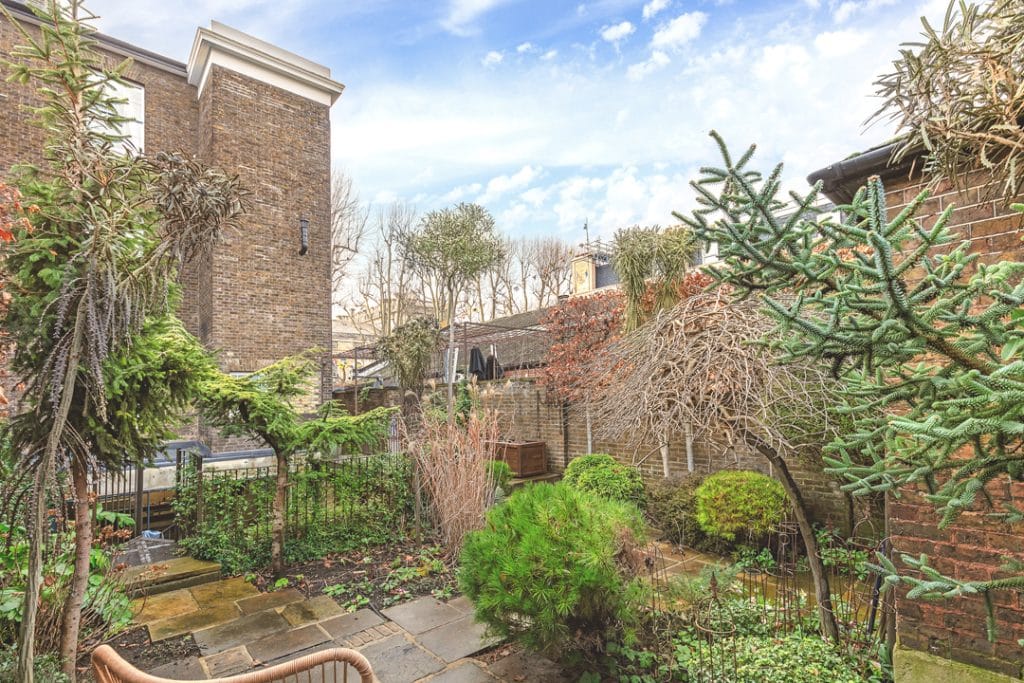 PARK ROW south east london townhouse shoot location 26 park row Greenwich SE10 9NL 006