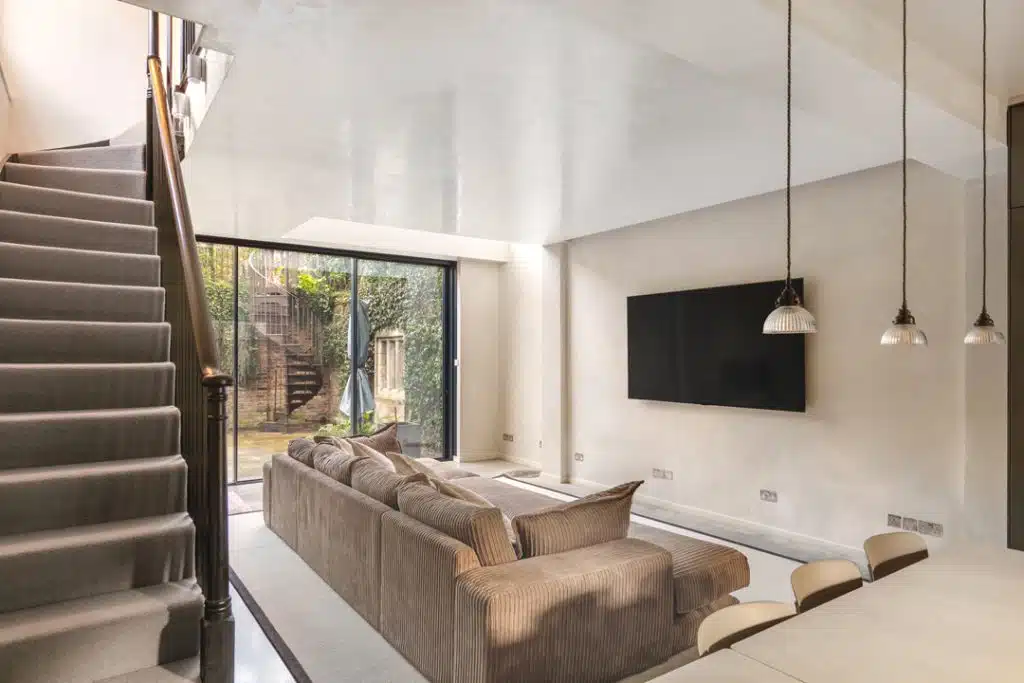 PARK ROW south east london townhouse shoot location 26 park row Greenwich SE10 9NL 008