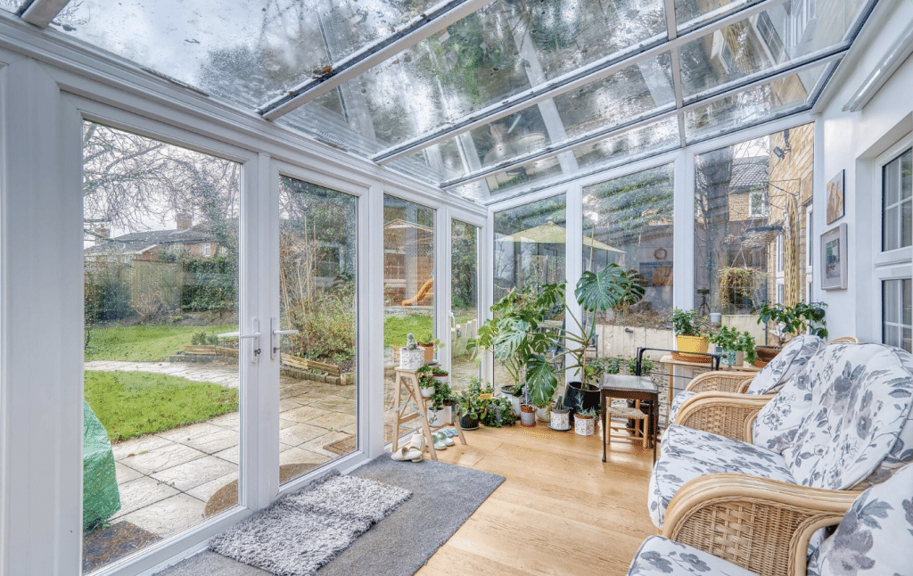 PINNER HOUSE Harrow location house family home 21