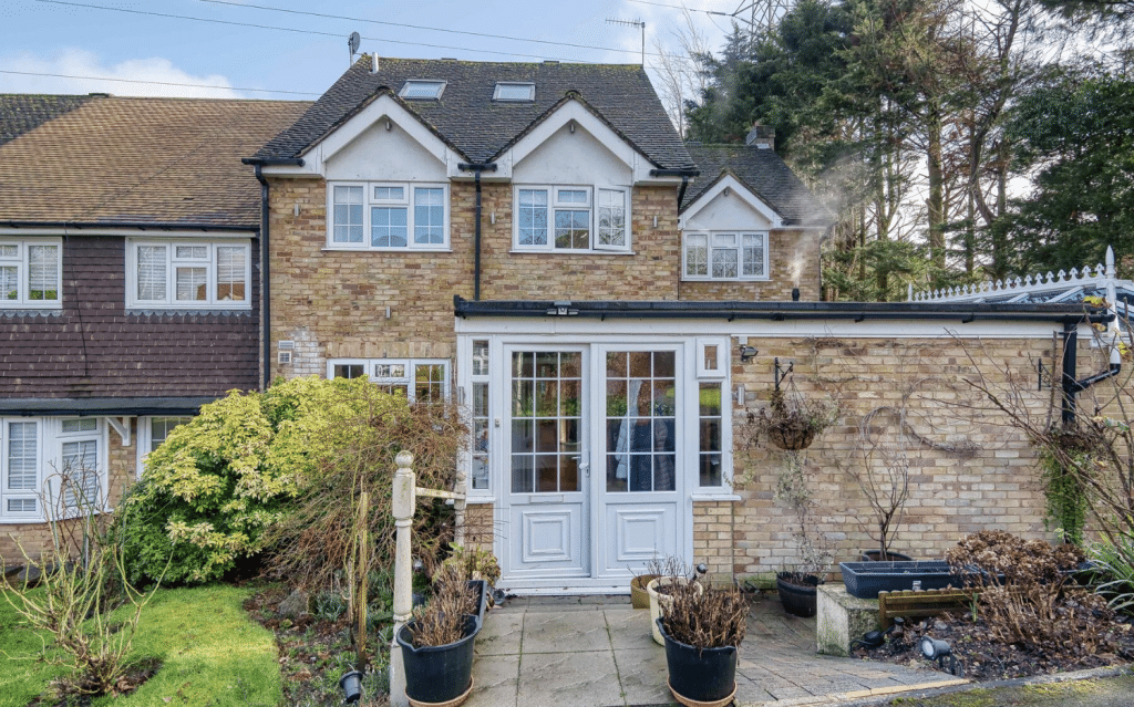 PINNER HOUSE Harrow location house family home 30