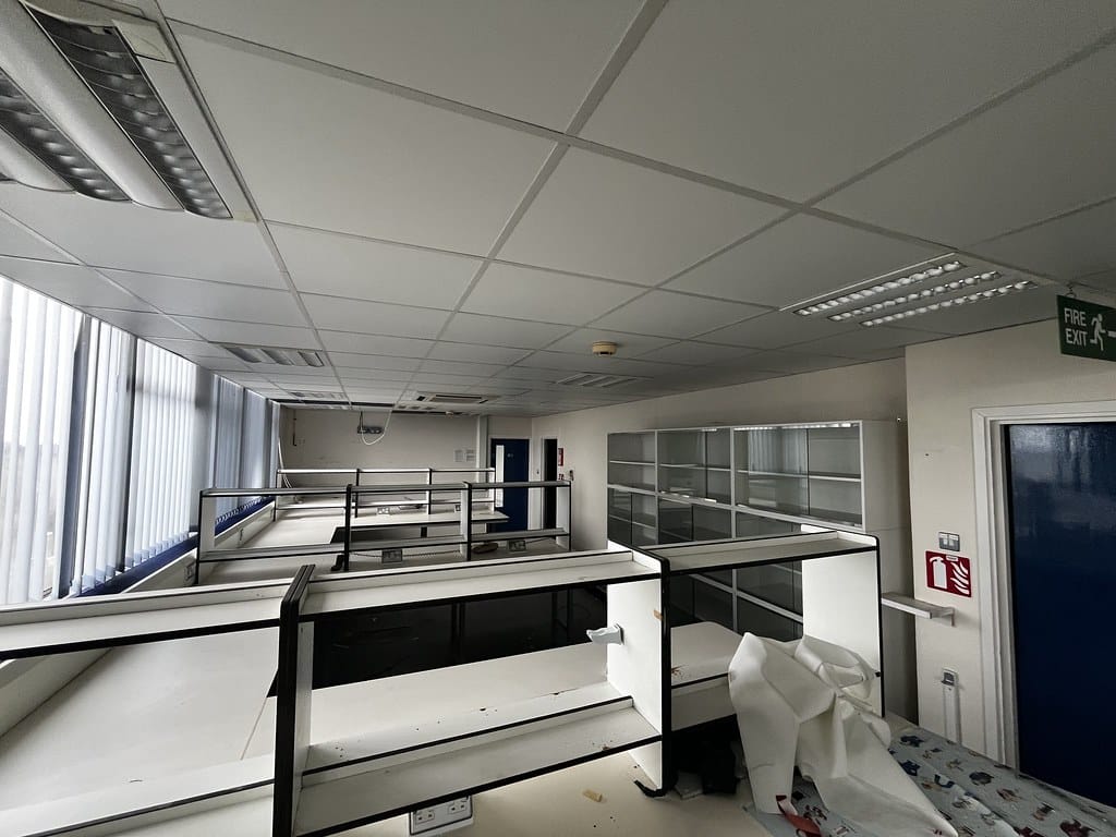 READING UNI shoot location campus college school hospital ams tower 54414707960 l