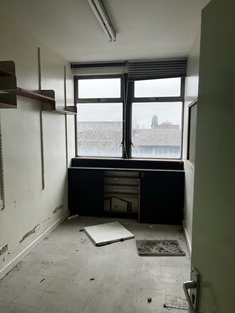 READING UNI shoot location campus college school hospital ams tower 54414708840 l