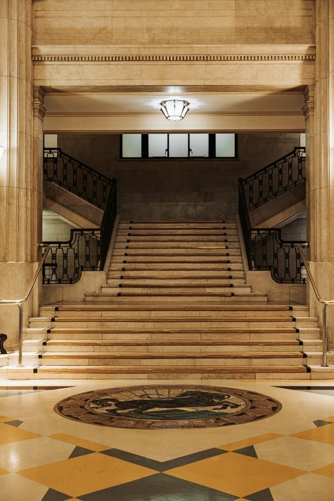 ART DECO PLACE grade ii listed london venue location hire S&S BankingHall Apr25 07184