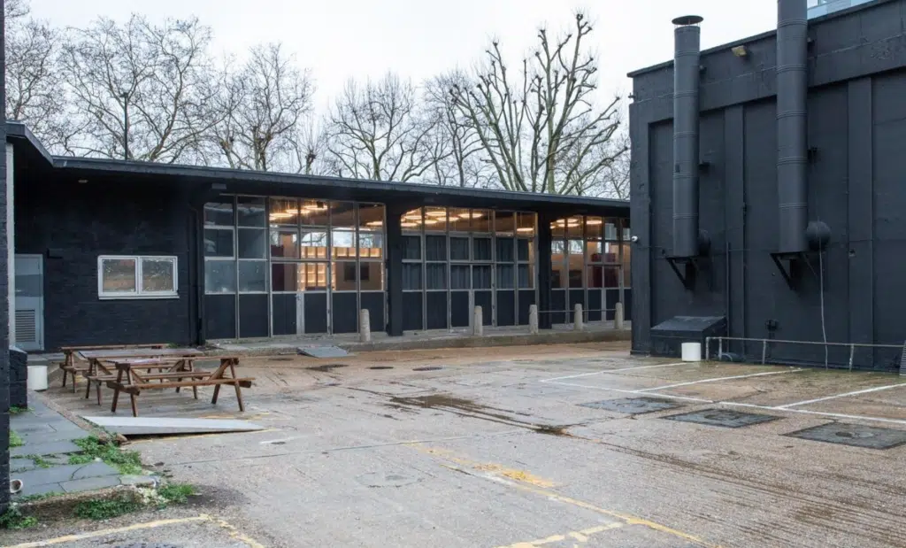 BETHNAL GREEN CAR PARK east london shoot location unit base Screenshot 2026 03 03 at 14.38.24