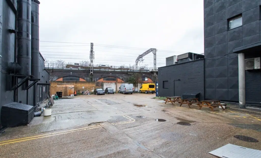 BETHNAL GREEN CAR PARK east london shoot location unit base Screenshot 2026 03 03 at 14.38.48