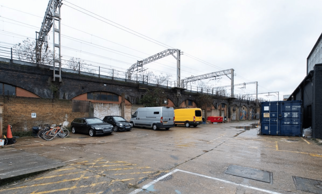 BETHNAL GREEN CAR PARK east london shoot location unit base Screenshot 2026 03 03 at 14.38.58