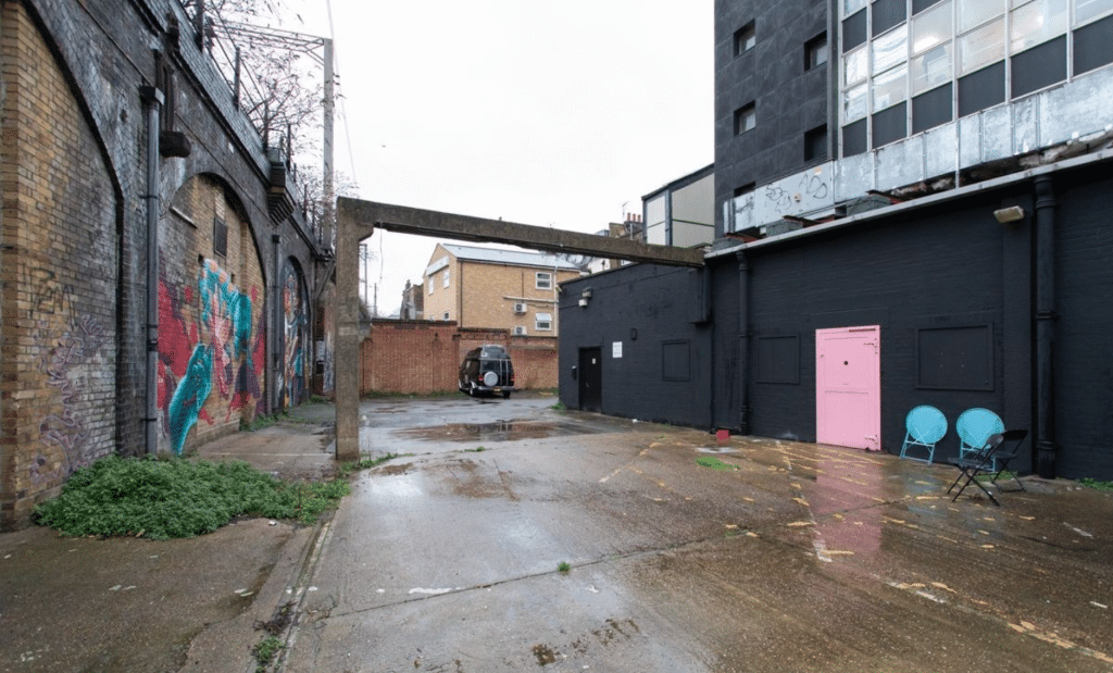 BETHNAL GREEN CAR PARK east london shoot location unit base Screenshot 2026 03 03 at 14.39.40