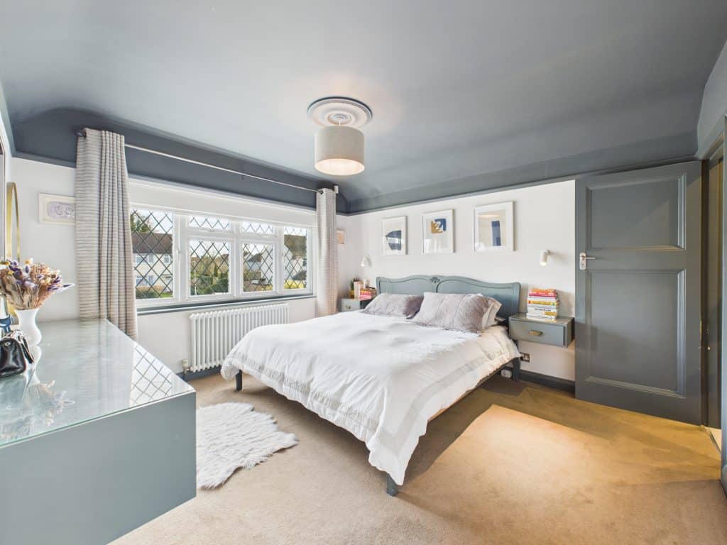 BROOMSFIELD hertfordshire neutral location house CAM02119G0 PR0526 STILL015