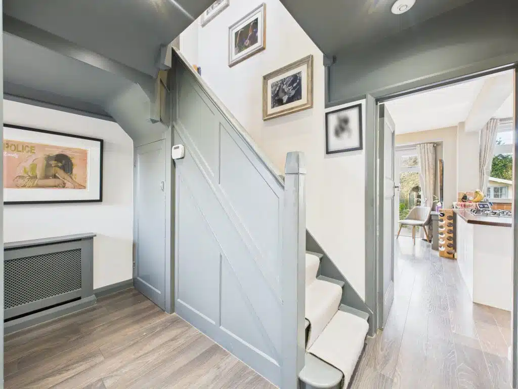 BROOMSFIELD hertfordshire neutral location house CAM02119G0 PR0526 STILL020