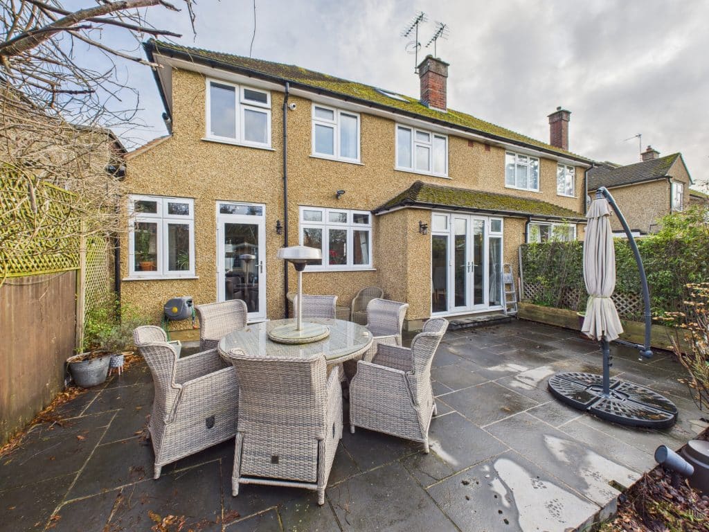BROOMSFIELD hertfordshire neutral location house CAM02119G0 PR0526 STILL023