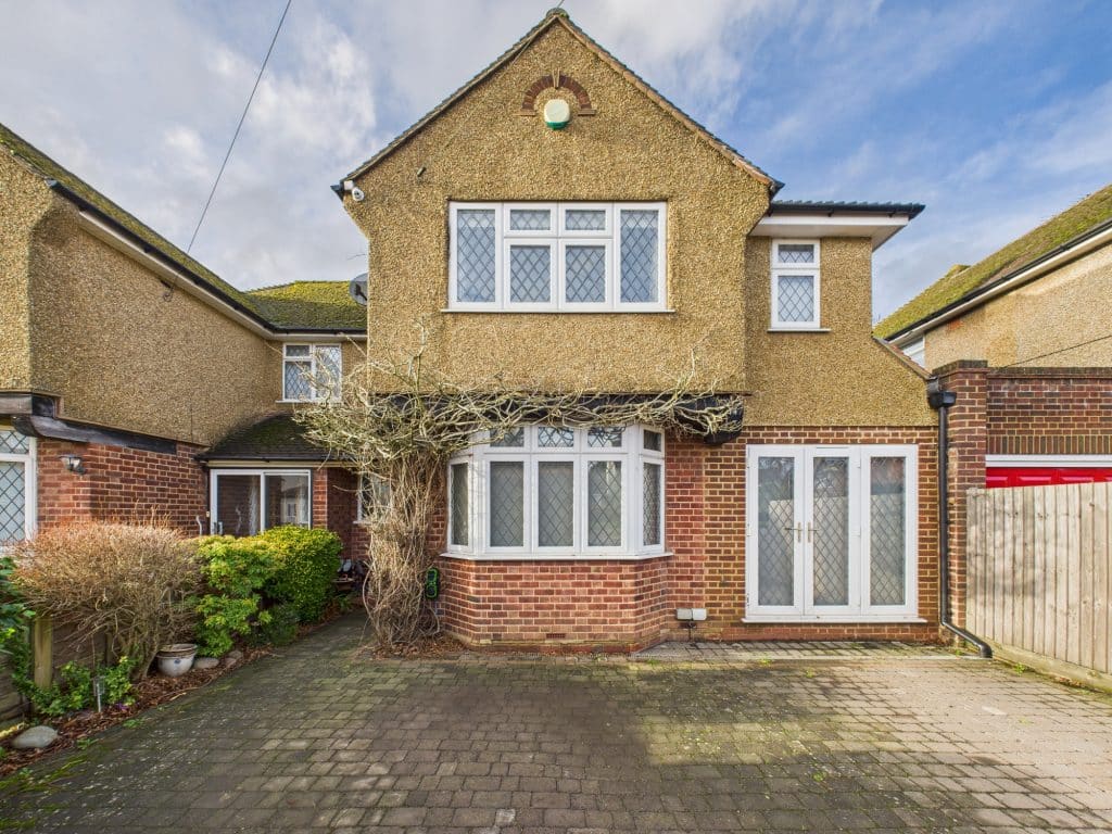 BROOMSFIELD hertfordshire neutral location house CAM02119G0 PR0526 STILL026