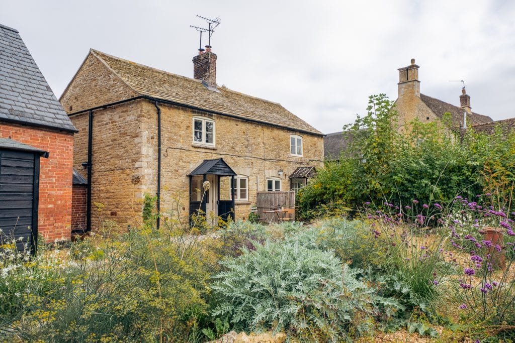 BULWICK ESTATE northamptonshire country large shoot location Rich Hall Photography 24 Main St 80