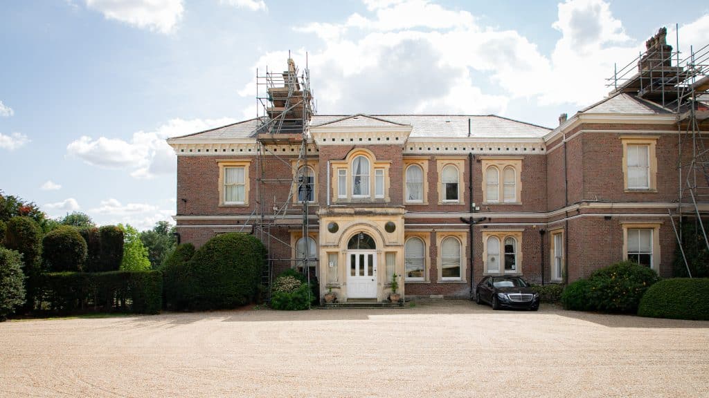 Berkhamsted Estate - Multi use film site - build space, unit base, private roads 14