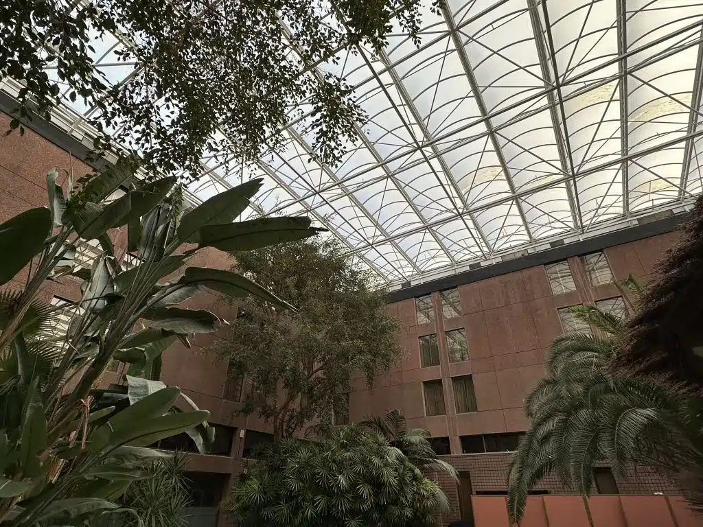 HEATHROW HOTEL middlsex uxbridge Sheraton Skyline Hotel London HeathrowIMG 7695