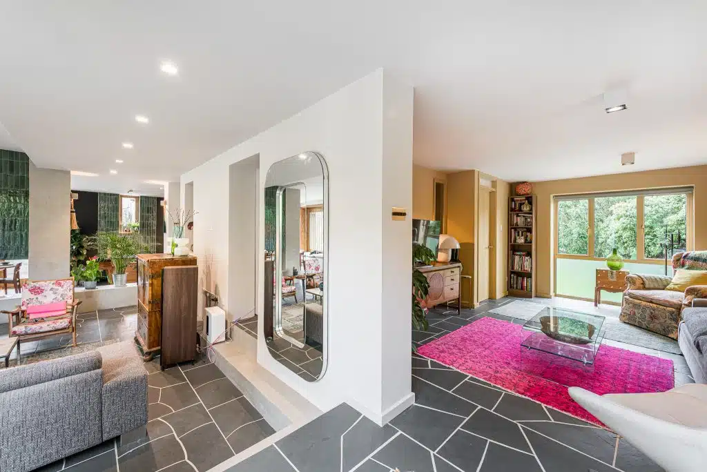 HENLEY HOUSE architecturally designed shoot home reading Location Creation:Henley House RG9:TV room 4