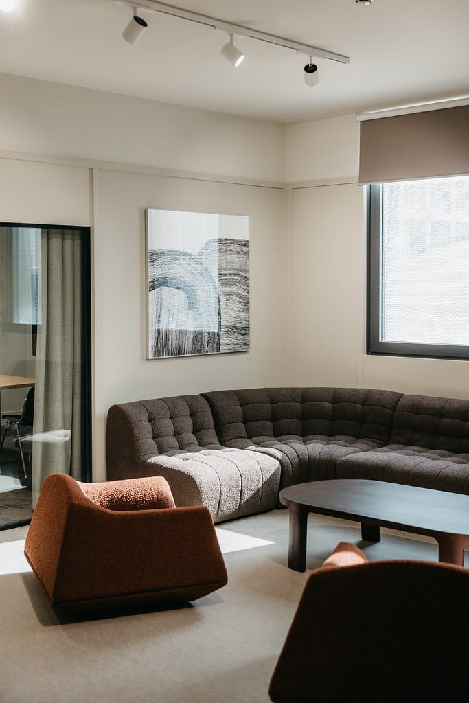 LANDING CANARY WHARF east london venue commercial space 260305 landingcanarywharf spacesstories siennalorrainegray 1742 55141960230 l