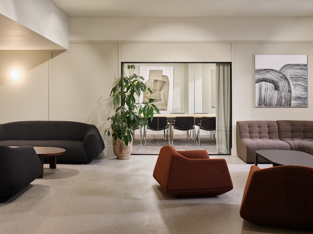 LANDING CANARY WHARF east london venue commercial space landing canary wharf broadwick live henry woide high res 014 55127732562 l