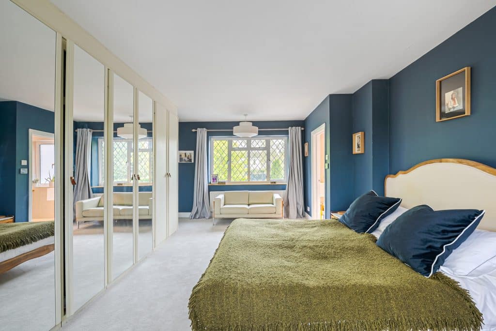 LAWN HOUSE bromley kent contemporary location house Location Creation: Lawn House: Bedroom