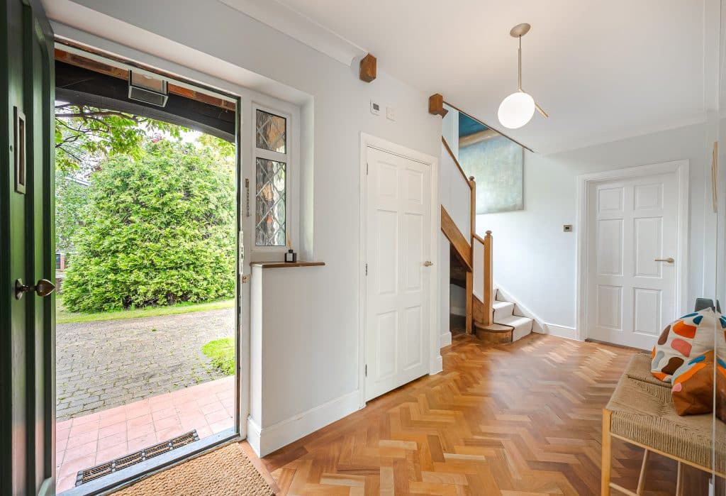 LAWN HOUSE bromley kent contemporary location house Location Creation: Lawn House: reception