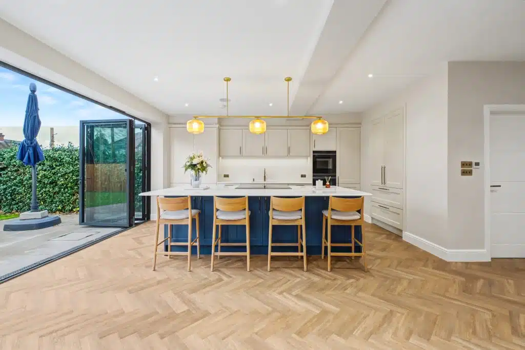 MILL HILL MANOR north west london modern location house 2 Manor Drive NW7 3NE 3